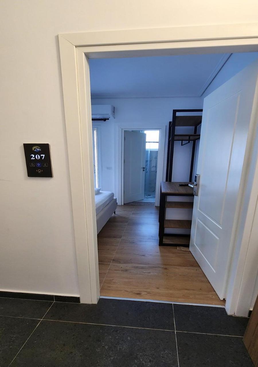 Hotell Lbc Sarandë