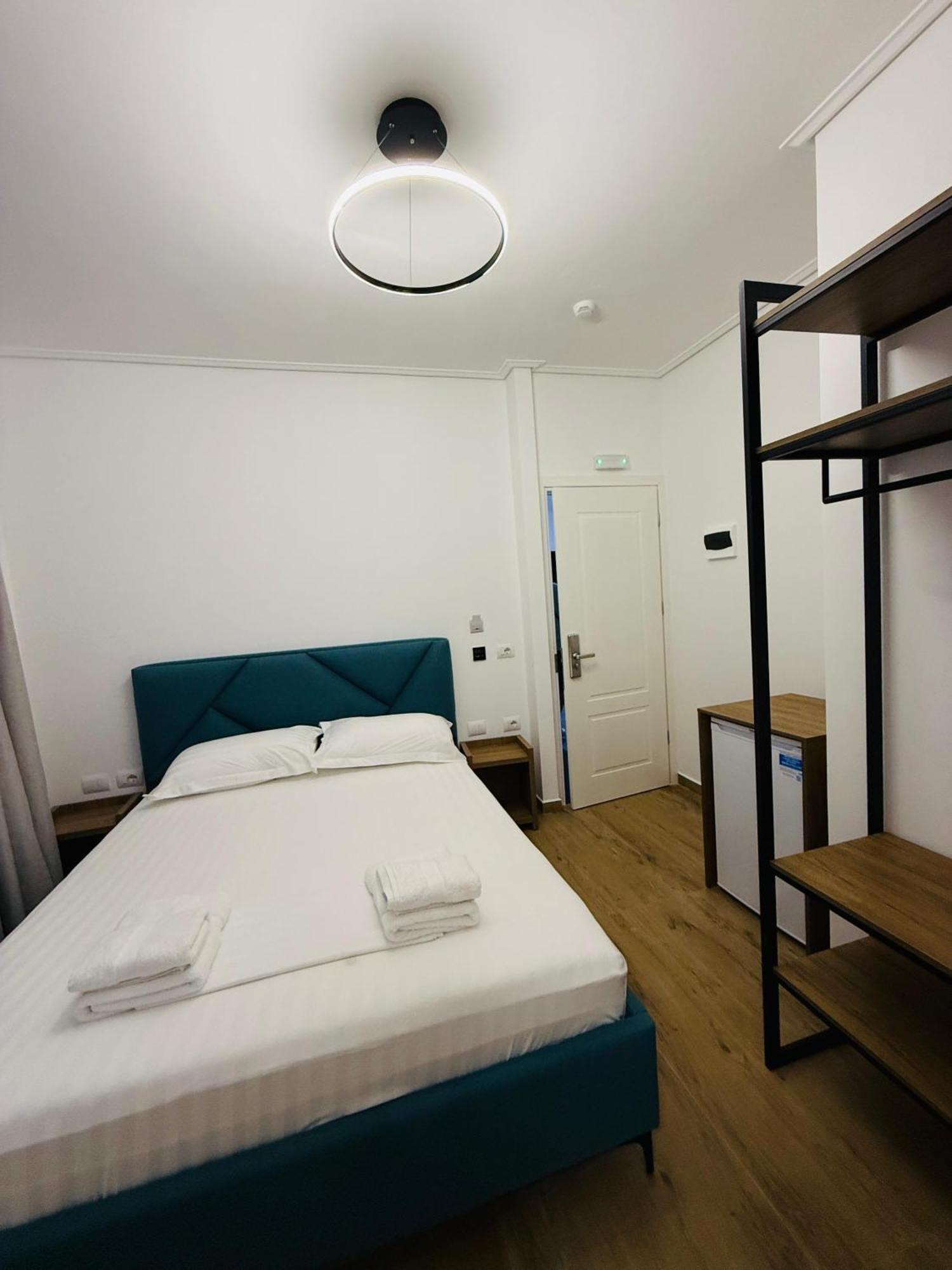Lbc 4* Sarandë